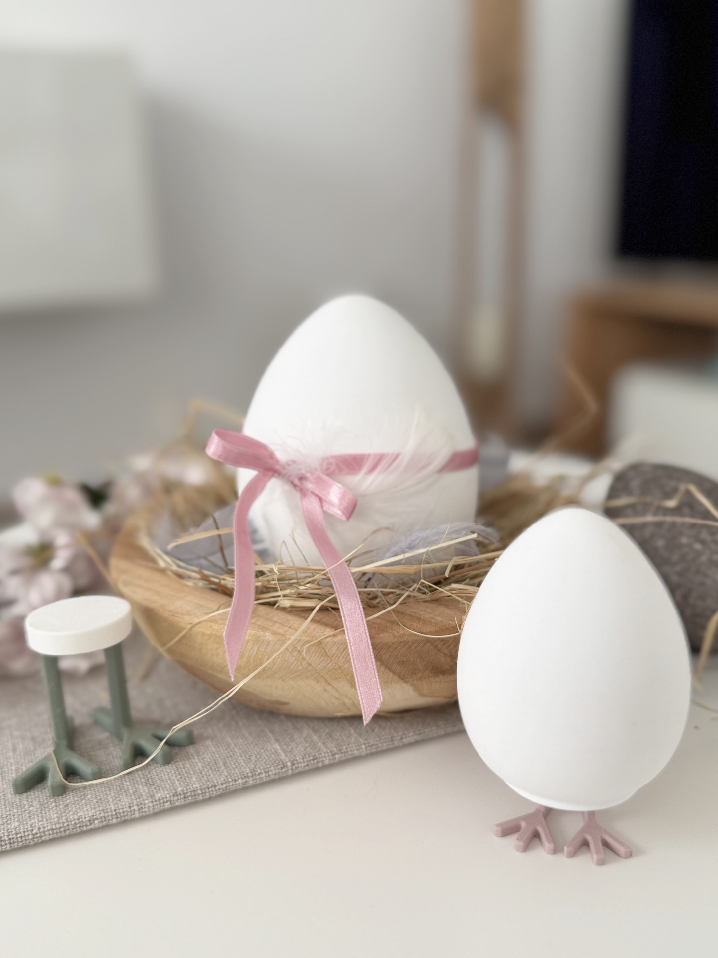 Silikonform Osterei Frido mit Füßen in 2 Größen - geriffelt oder glatt